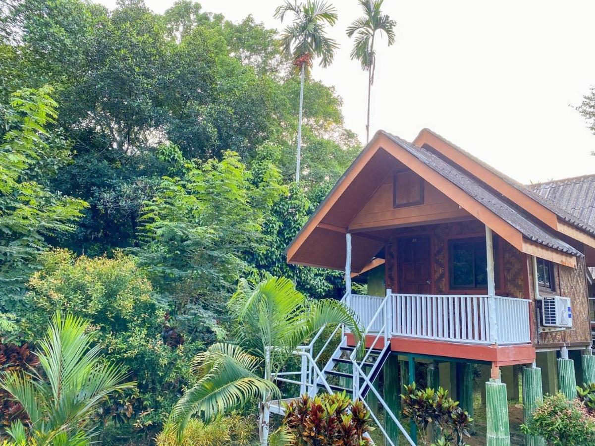 Khao Sok Jungle Huts Resort Khao Sok National Park Exterior photo