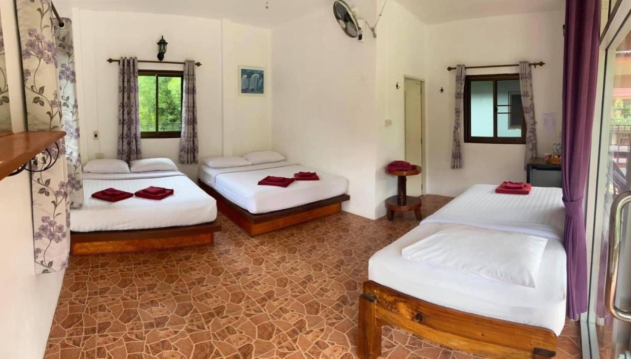 Khao Sok Jungle Huts Resort Khao Sok National Park Exterior photo
