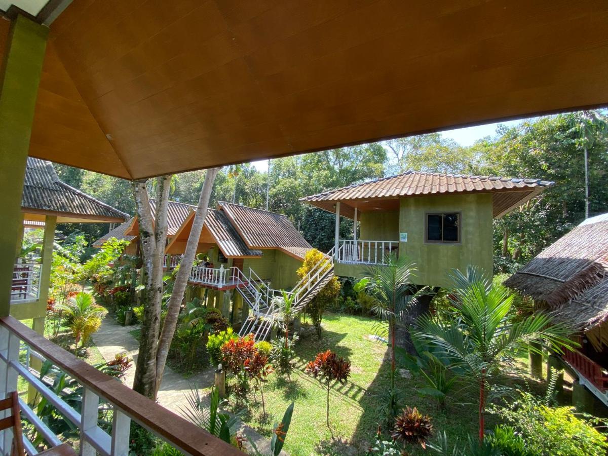 Khao Sok Jungle Huts Resort Khao Sok National Park Exterior photo